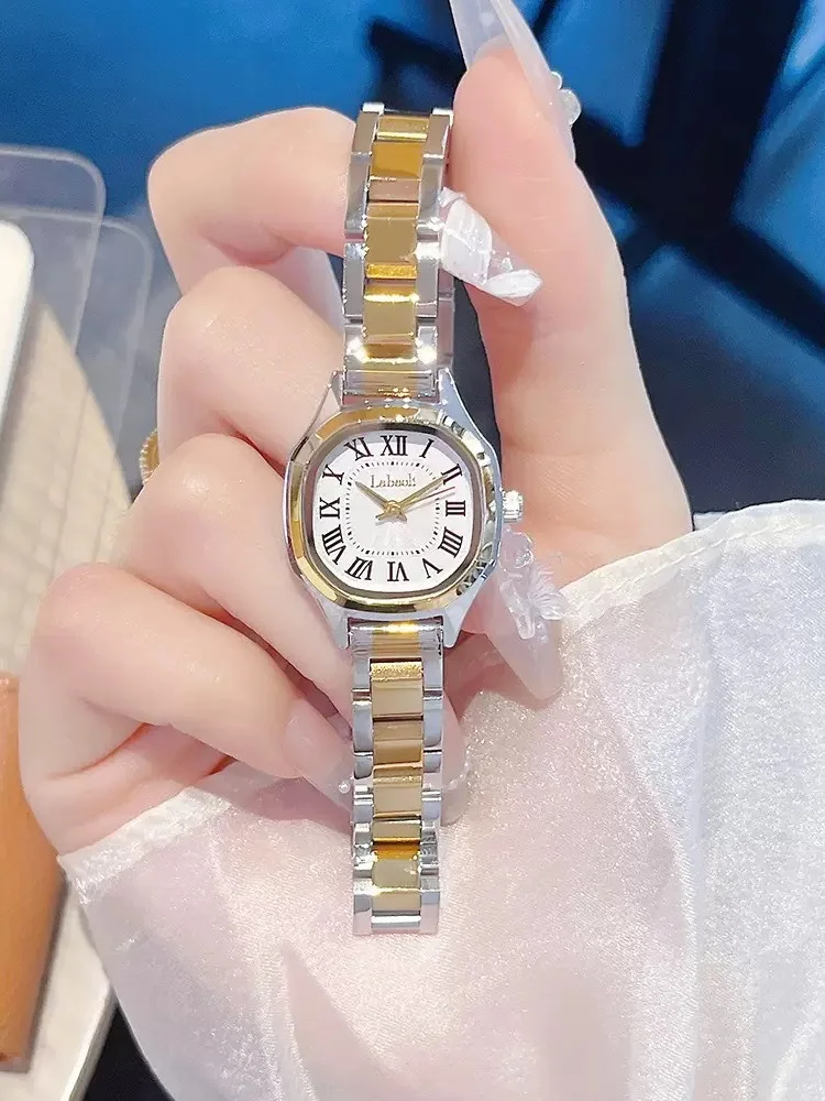 New Minimalist And Elegant Women'S Quartz WatchA Fashionable Quartz WristwatchA Perfect Gift For Women.  A Small Women'S Watch.