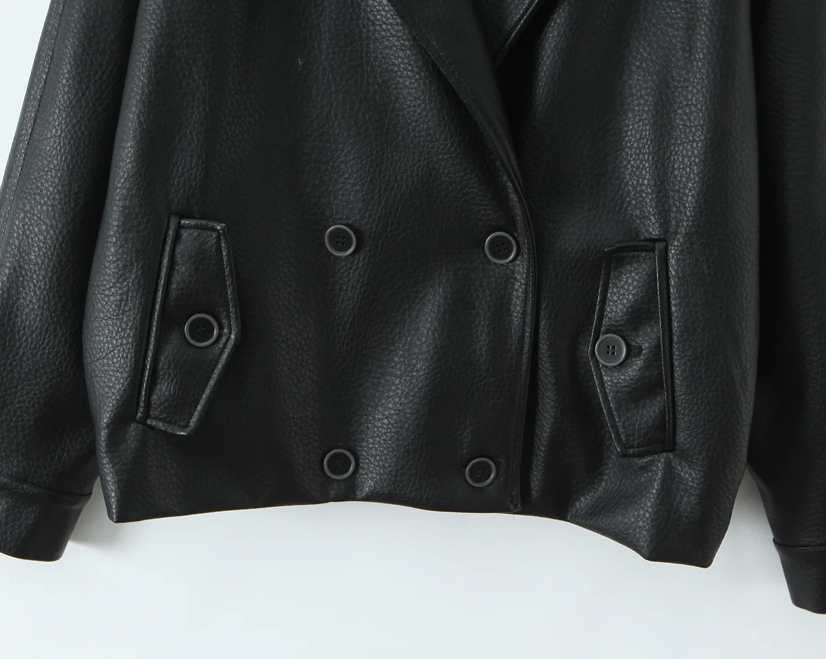 เสื้อแจ็คเก็ตหนัง PU สไตล์มินิมอลวินเทจแบบกระดุมสองแถวสำหรับผู้หญิง แบรนด์ Maxdutti เหมาะสำหรับใส่ขี่มอเตอร์ไซค์และเป็นเสื้อคลุมกันหนาว