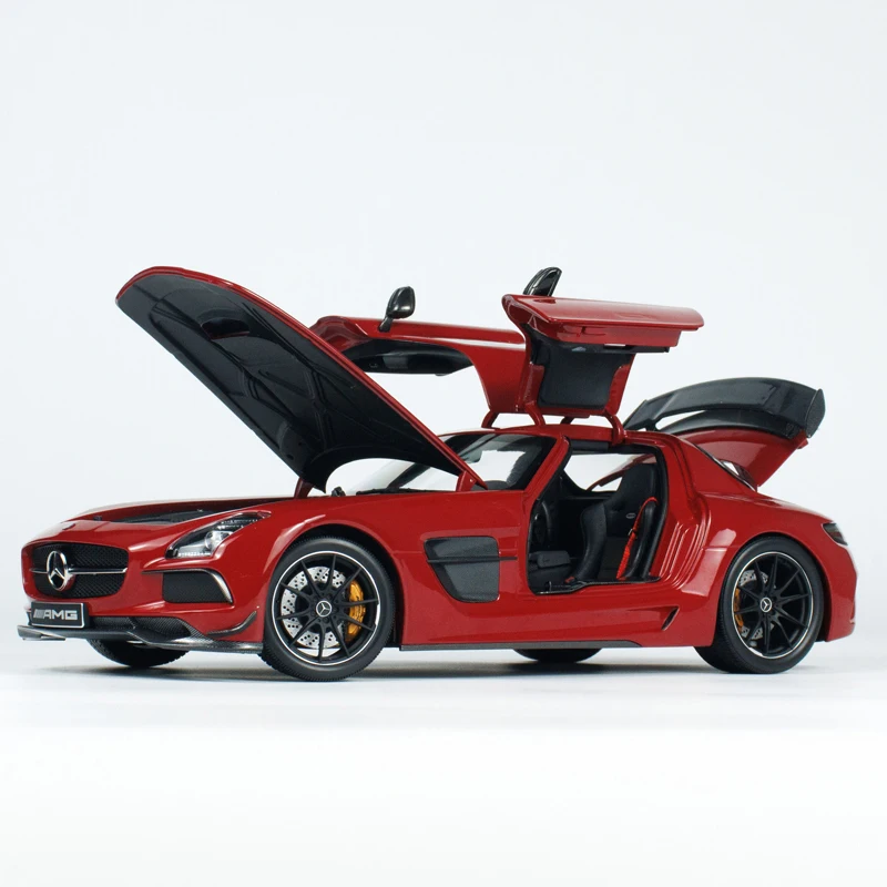 Diecast Original 1:18 Scale Benz SLS Black Series Simulation Alloy Car Model Static Display Collectible Gift Souvenir Decration