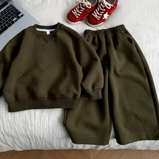 

Костюм для мальчиков 2026: Новая коллекция весна-лето, детская одежда в корейском стиле, модный спортивный худи и повседневный комплект из двух предметов для мальчиков и девочек