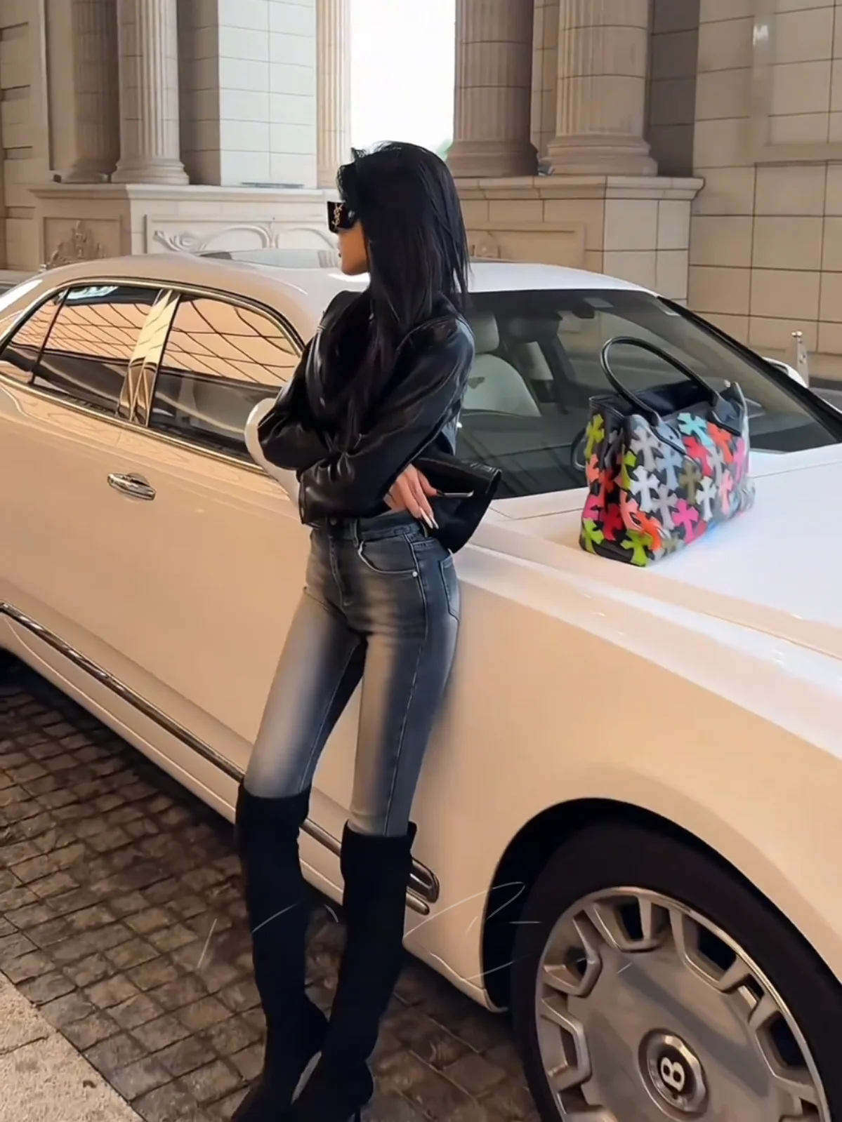 

Retro Faded White High Waist Elastic Slimming Long Leg Nine Point Women's Jeans Cotton Elastic Denim Skinnies High Waist Fit