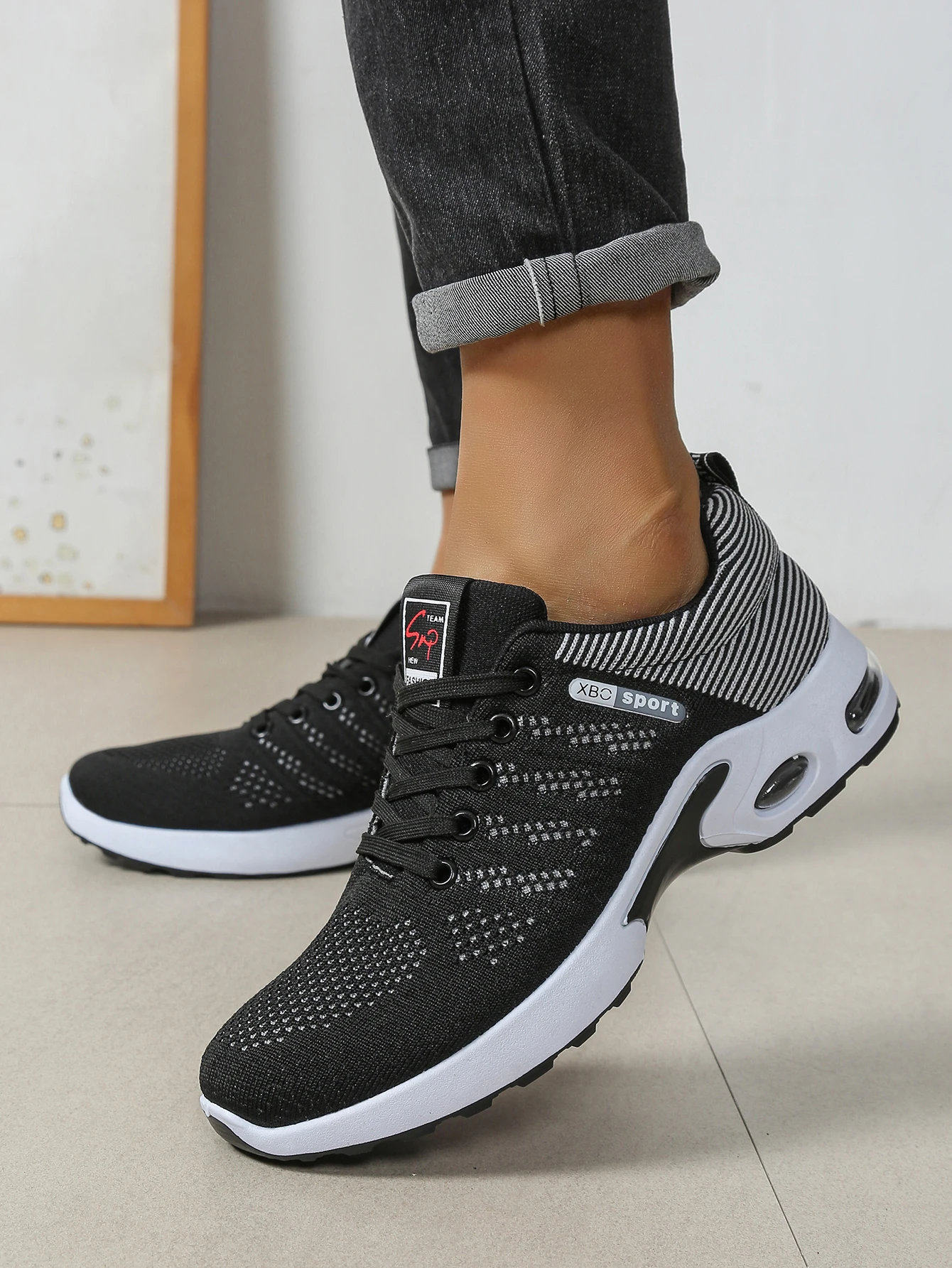 Atmungsaktive Schnür-Laufschuhe für Herren, Gestrickte Mesh-Freizeitschuhe, Bequeme Alltagsschuhe mit Gepolsterter Sohle – Detail 13