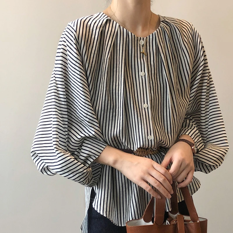 

Women Clothing Shirt Loose Style Round Neck Striped Shirt 2023 New Fashionable Temperament Simple Casual Shirt Womens Tops