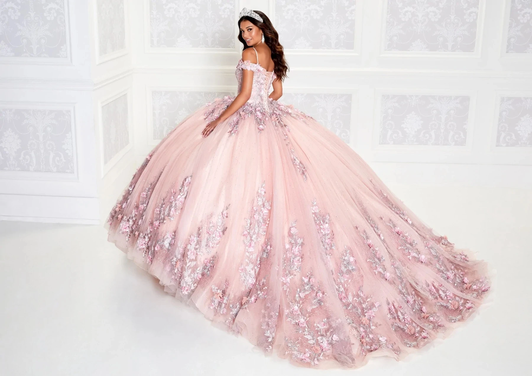 Puffy Quinceanera Dresses Ball Gown Off The Shoulder Tulle Appliques Cheap Sweet 16 Dresses Customized