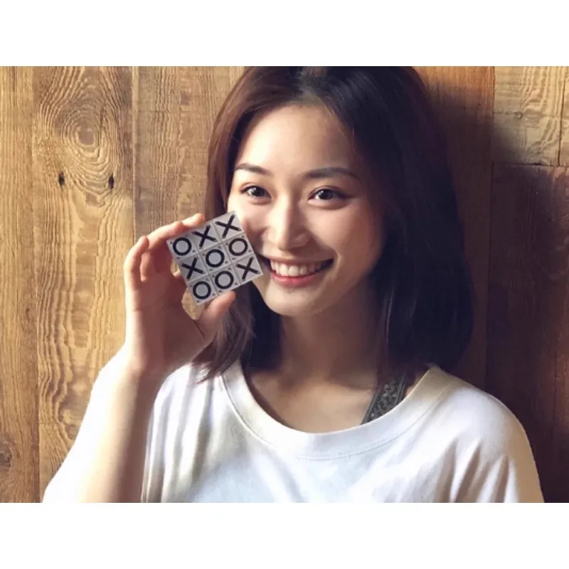 

Bond Lee Mini Tic Tac Toe Pro Профессиональный фокус крупным планом Удивительная интерактивная иллюзия для уличной сцены Волшебники