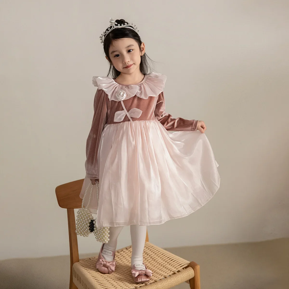 Girls Dress Autumn Dress New French Elegant Small Fragrant Flower Dress Medium Small Children 2024 Simple Sweet Loose