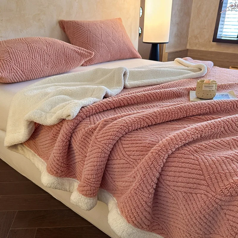 Thick Lamb Wool Blanket Office Nap Shawl Blanket Double Layered Blanket Skin-friendly Breathable Anti-static Machine Washable