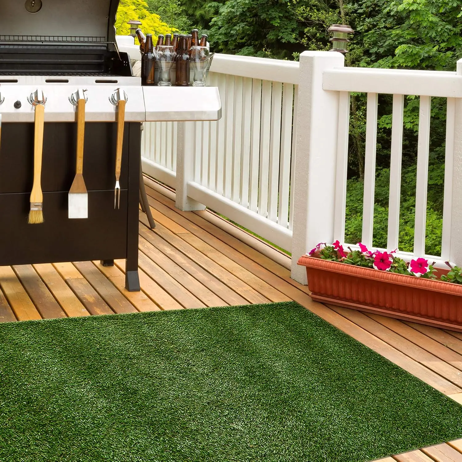 Thick Realistic Grass Mats & Rugs Synthetic Turf with Finished Edges, Indoor Outdoor Grass Pet Pad