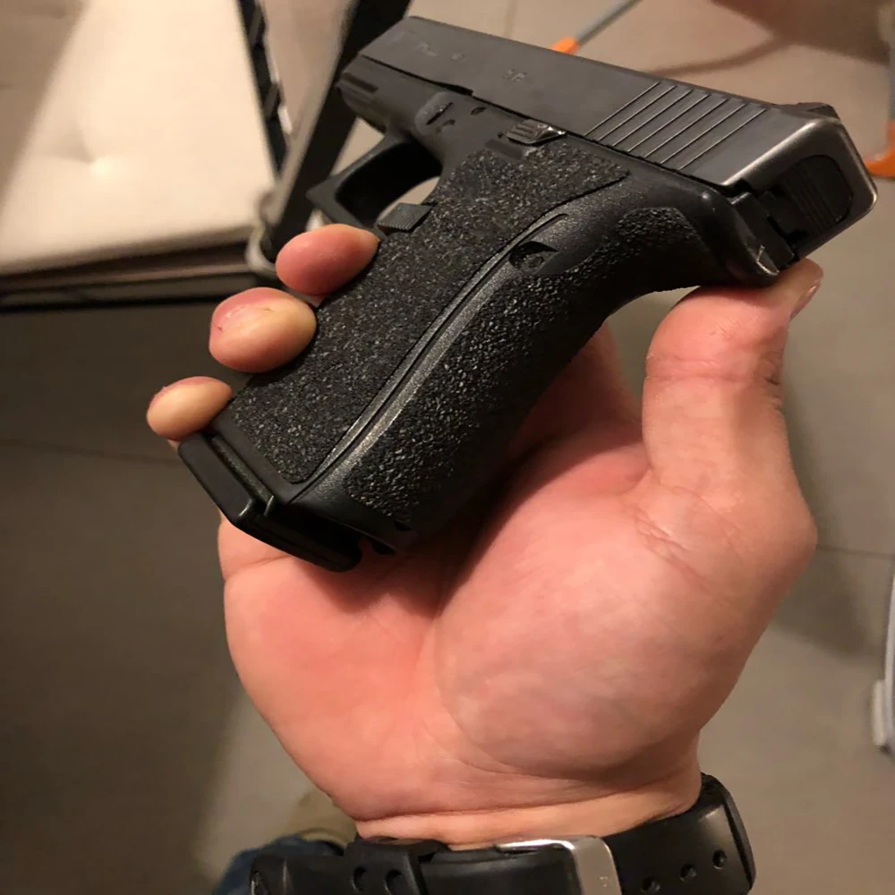 Sarung tangan pita pembungkus pegangan tekstur karet antiselip baru untuk Glock G17 G19 G20 G21 G22 G25 26 G27 G33 43 G43X Aksesori Pistol Holster