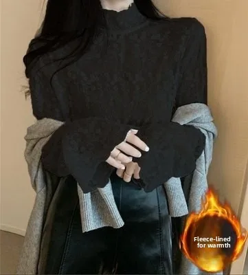 Black fleece-lined
