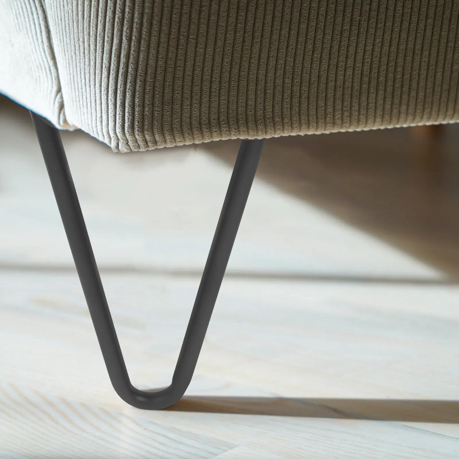 4pcs Black Metal Table Legs for DIY Desk Sofa Coffee End Bench Furniture 200mm Height Sturdy Durable Easy Install