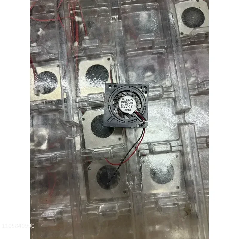 for RISUN Hongjin RFB3004 3.3V 5V Ultra Thin 4mm Side Blow Fan
