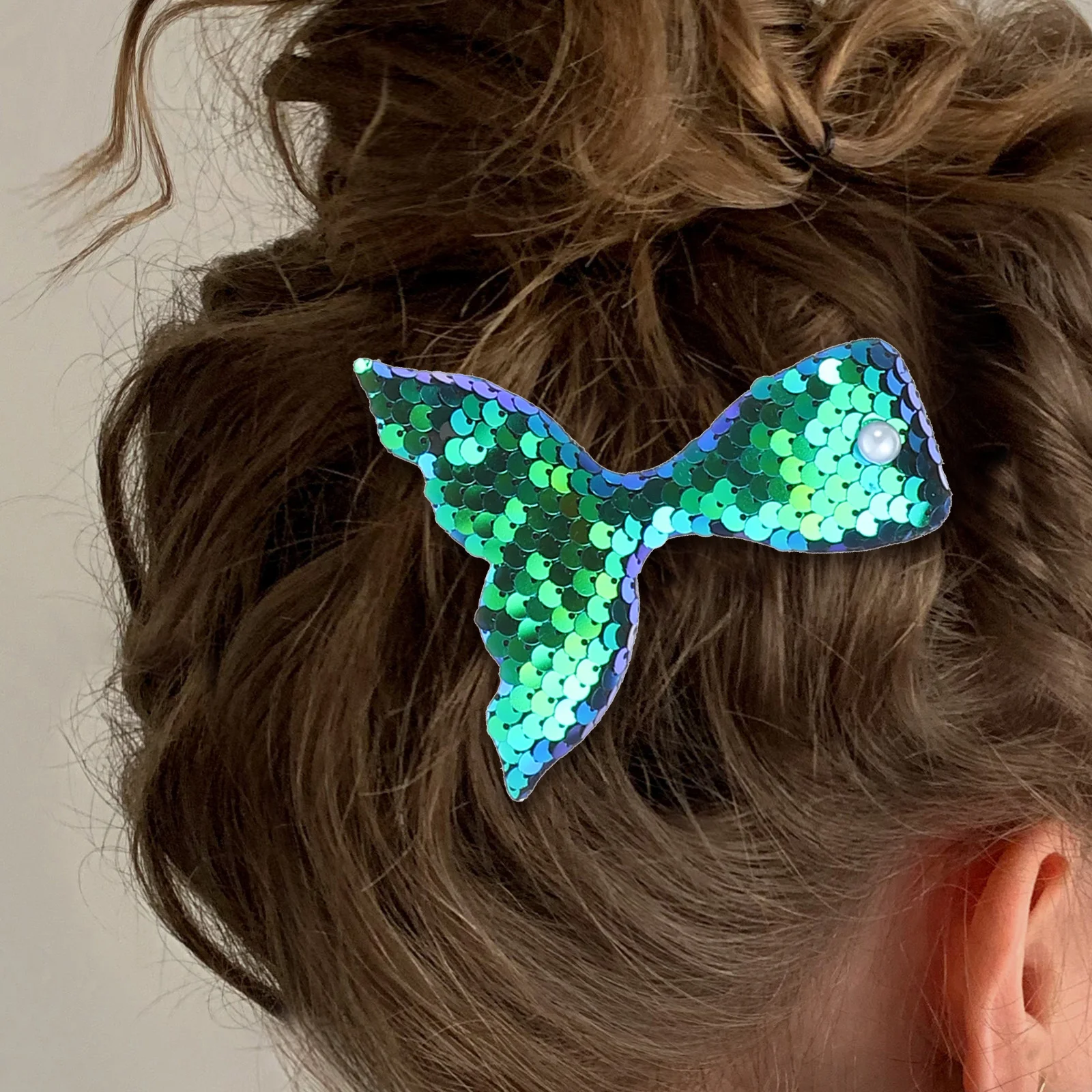 16 個のグリッターマーメイドヘアクリップ女の子用ファッショナブルな漫画ヘアアクセサリー装飾的なカモノハシヘアピンパーティー日常用