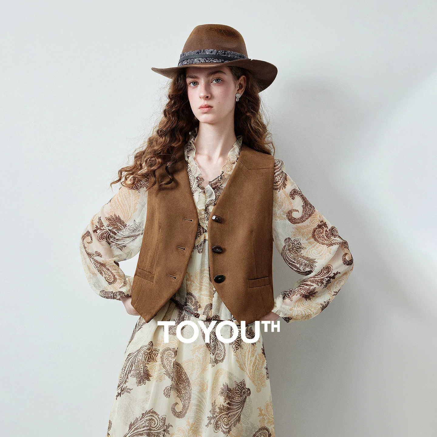 TOYOUTH Women's Suede Vest Fall 2026 American Vintage Cropped Figure Flattering Layering Nomadic Outerwear