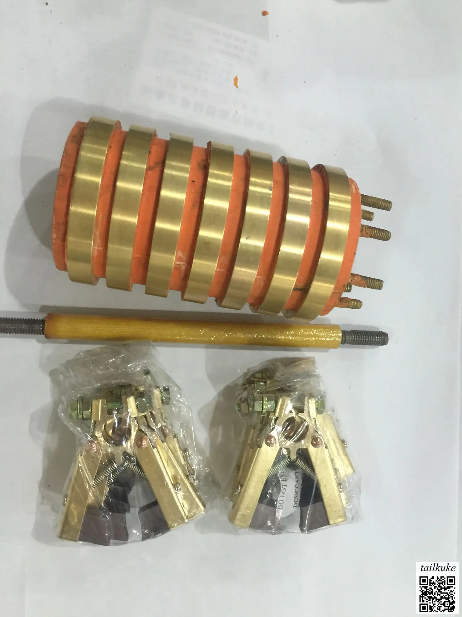 Collecting Ring Copper Ring+carbon Brush Conductive Slip Ring 7-way Inner Diameter 25/30/35mm OD71 Height 121 Slot Width 8mm