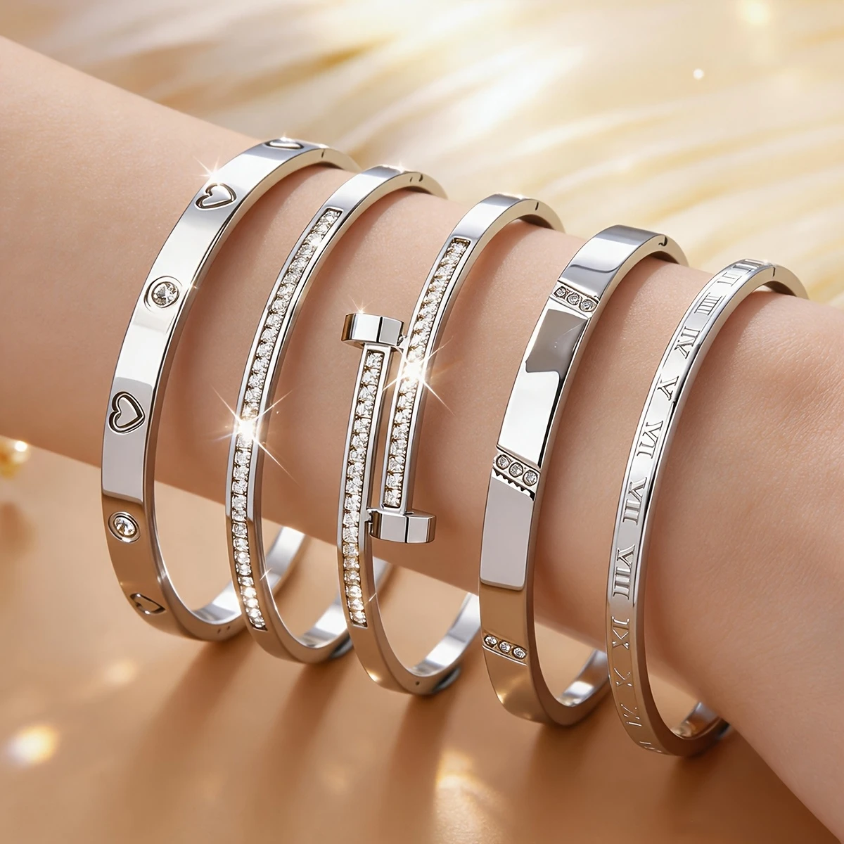 Women's Stainless Steel Five-Piece Stackable Bracelet Set, Steel-Colored Rivet Heart-Shaped Roman Numeral Zircon Crystal Bracelet, Waterproof and Non-Fading, Suitable for Holiday Parties and Gift-Giving