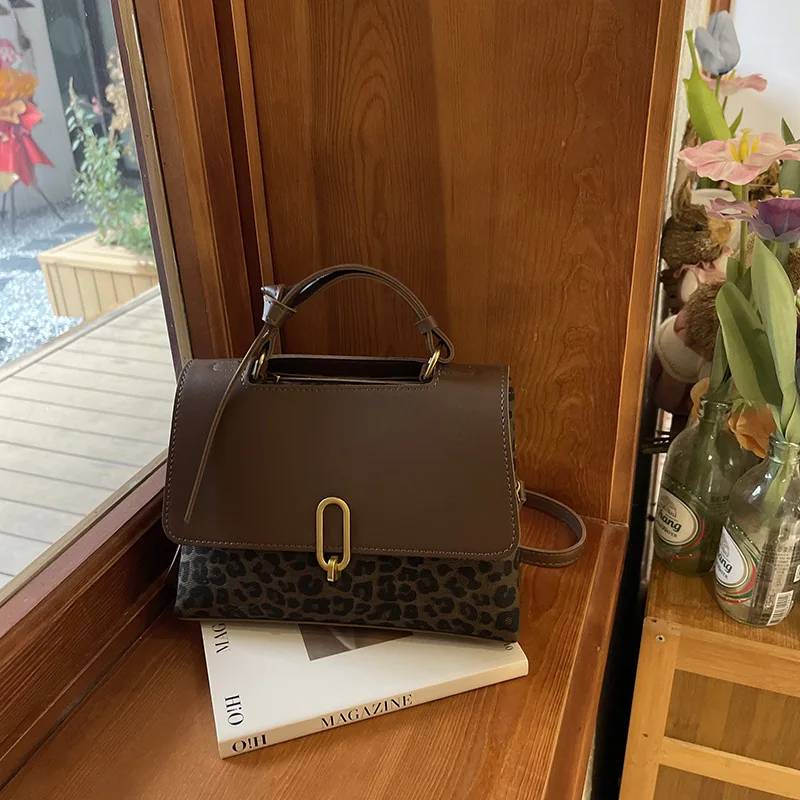 

2025 Women's Luxury Brand Fashion Handbags | Elegant Shoulder and Crossbody Styles | High-end Looks | Versatile