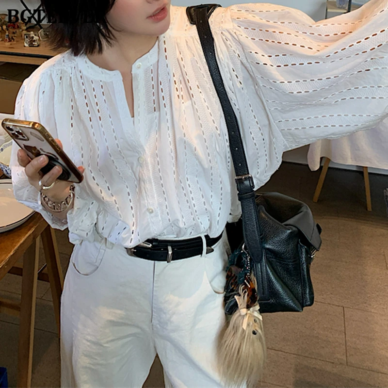 Bgteever elegante solto único breasted feminino oco para fora camisas brancas verão casual o-pescoço meia manga senhoras blusas topos