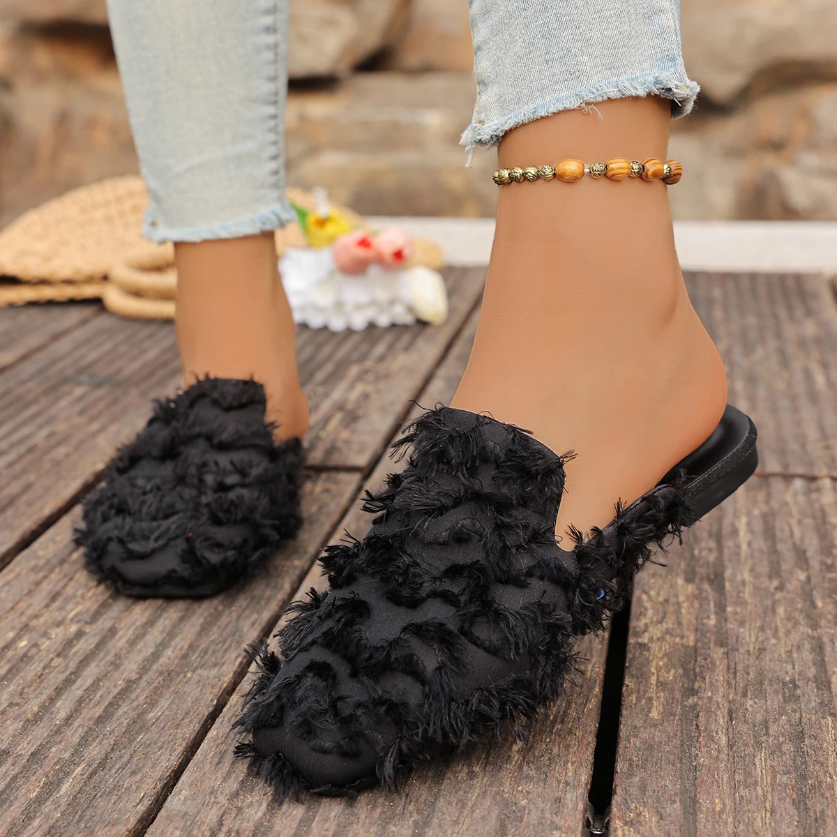 

2025 New Women Slippers Square Toe Designer Outdoor Slippers Lightweight Slingback Sandals Summer Flat Mules Shoes Slides Women