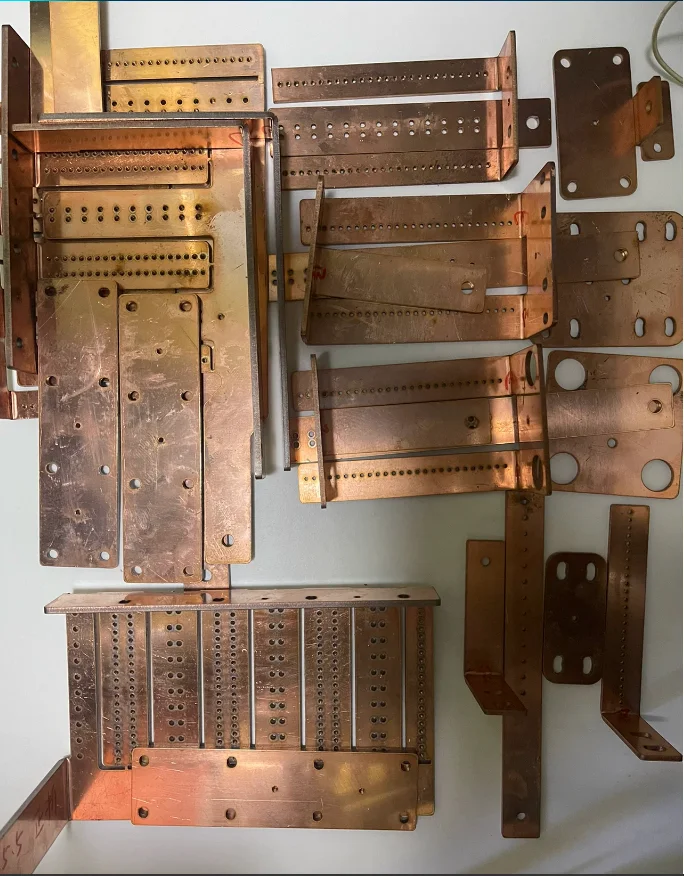 

Custom Bipolar Copper Busbar – Professional Spot Welder for Supercapacitor Energy Storage
