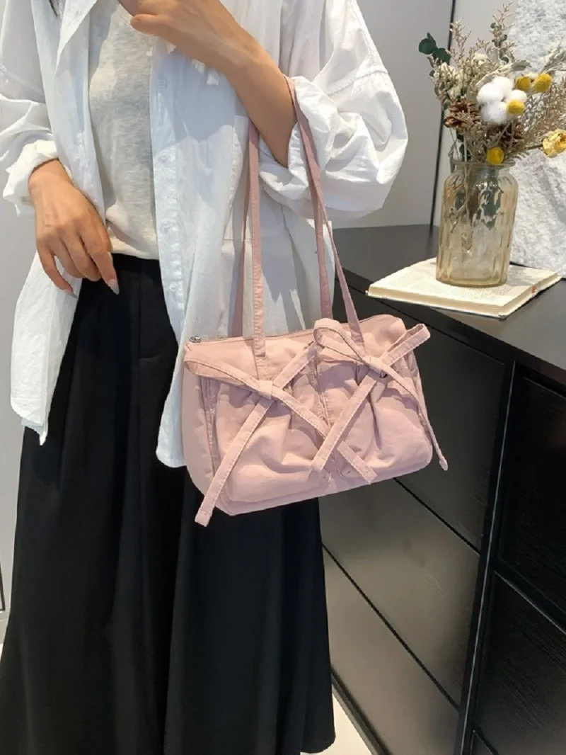 

Lightweight Casual Nylon Shoulder Bag Unique Fresh Gentle Bow Design Travel Bag Solid Color Soft Large Capacity Women's Tote Bag