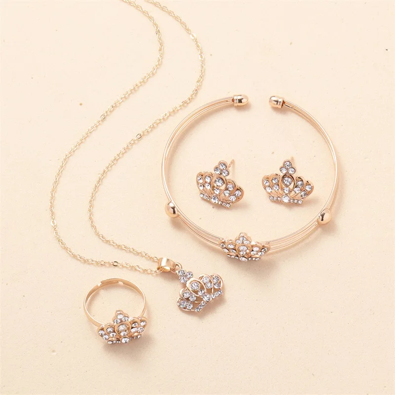 Trend Fashion Ladies Crown Jewelry Set Delicate Necklace Earrings Ring Bracelet Jewelry Anniversary Birthday Party Wedding Gift