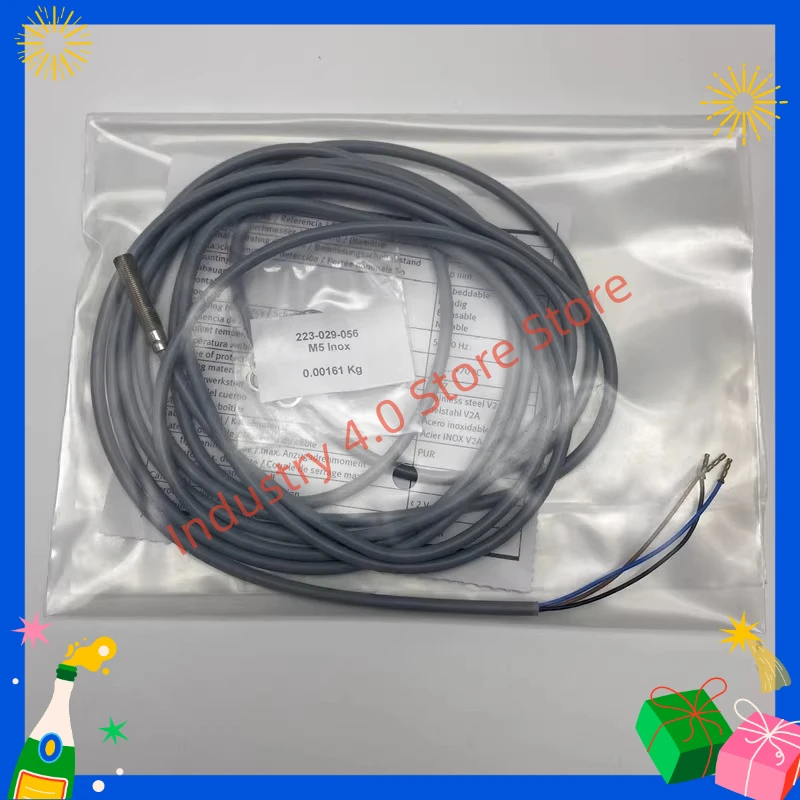 

SIEN-M18B-PS-K/S-L 150418 150419 новый бесконтактный выключатель в коробке