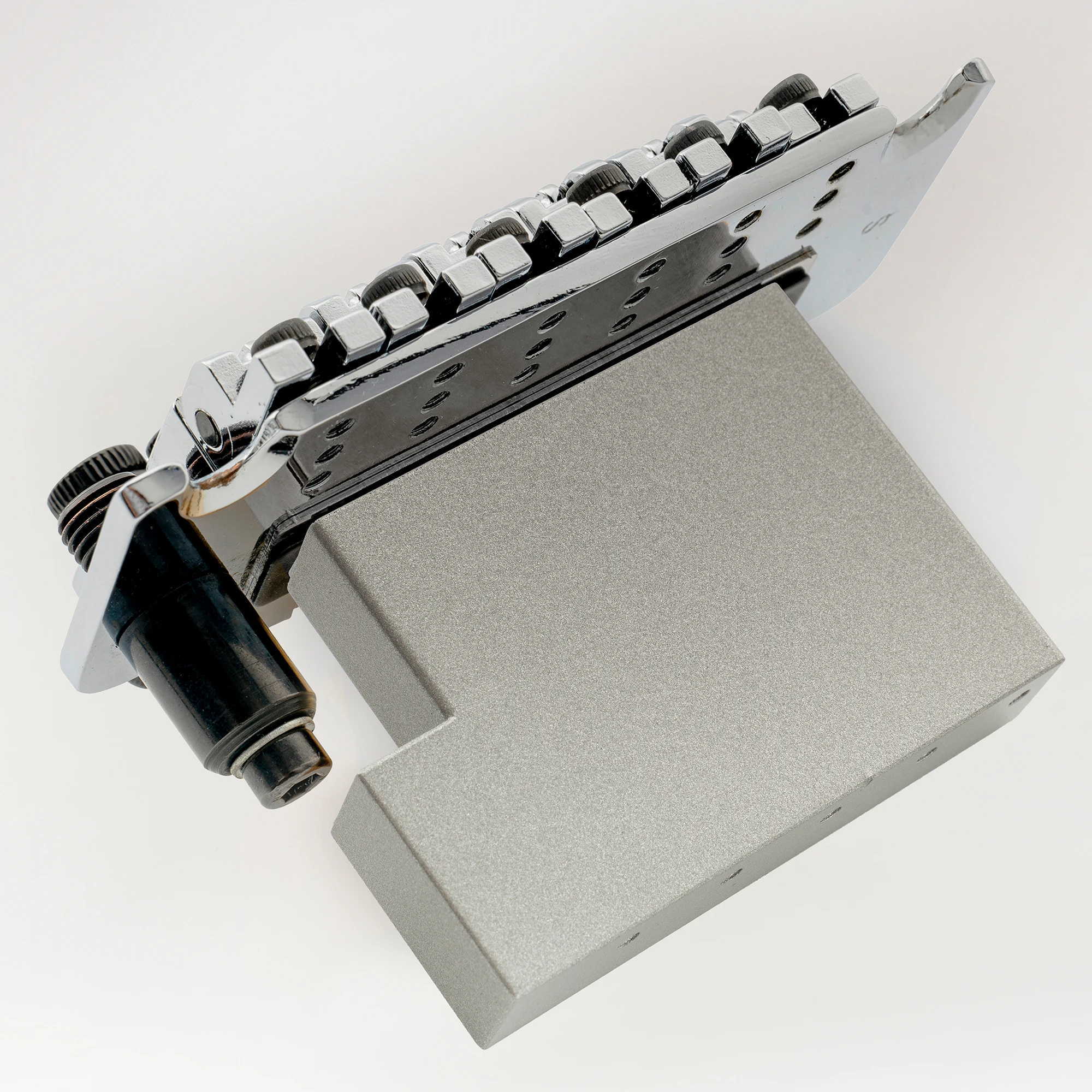 Musiclily Ultra Vollmassiver L-förmiger Tremolo-Block aus Messing/Stahl für E-Gitarren mit Floyd Rose Locking Tremolo-Brücke – Detail 39