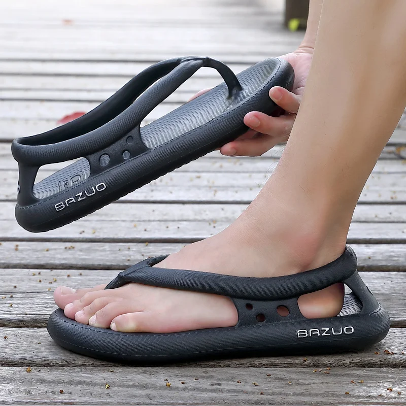 Man Non-slip Flip Flops Hollow Out Slippers Thick Platform Women Shoes Summer Outdoor House Couples Bathroom Soft Slippers Flats