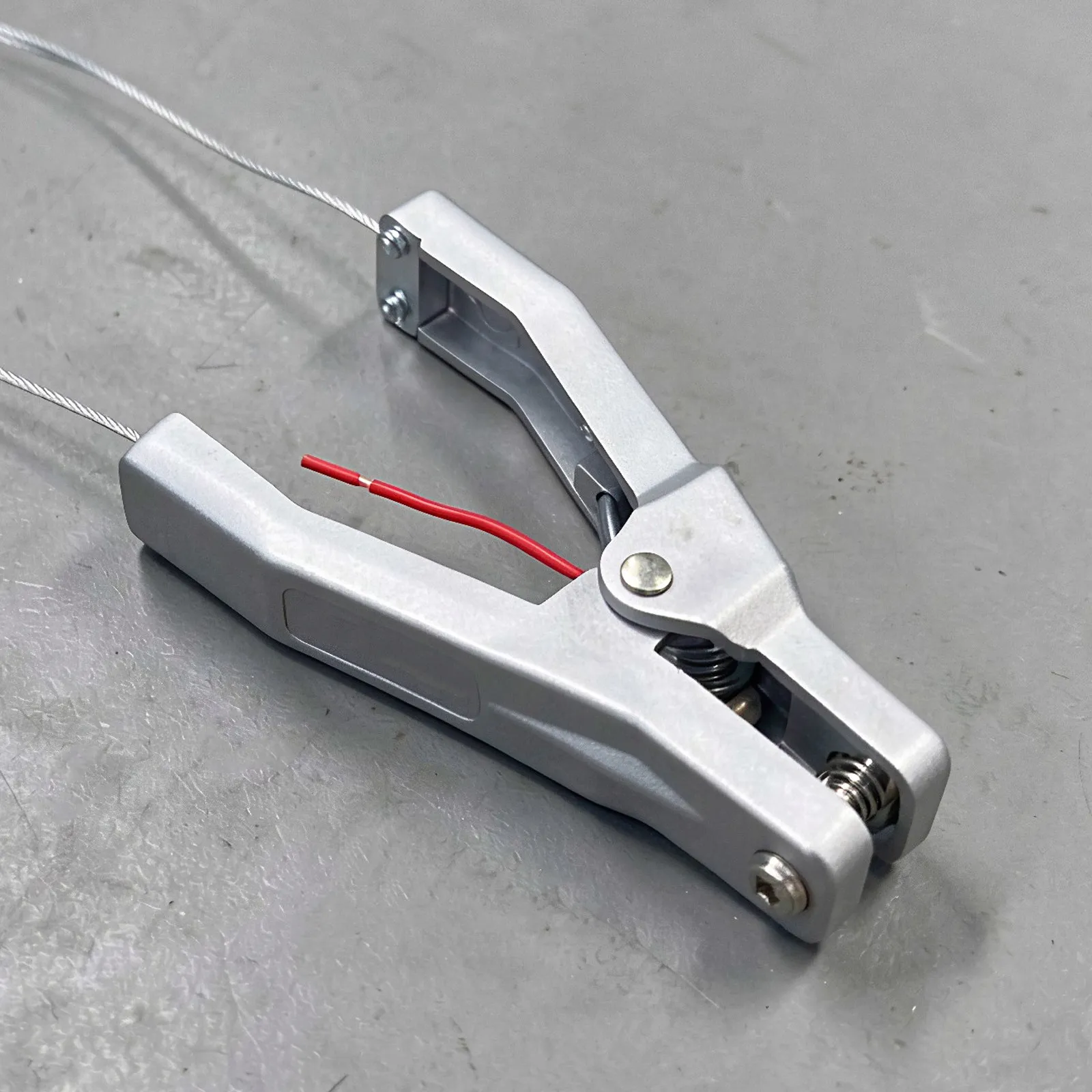 Anti Static Ground Cable Clamp Explosion Proof Aluminum Alloy Ground Clamp for Fuel Tanker Truck Chemical Industry Earthing