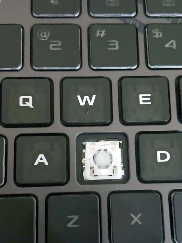 Zamienny klucz nasadkowy do klawiatury laptopa Asus ROG Strix G16 G614 G614J G614JU G614JV G614JZ G634 G634J G634JY KLUCZ i klipsy — zdjęcie produktu 7