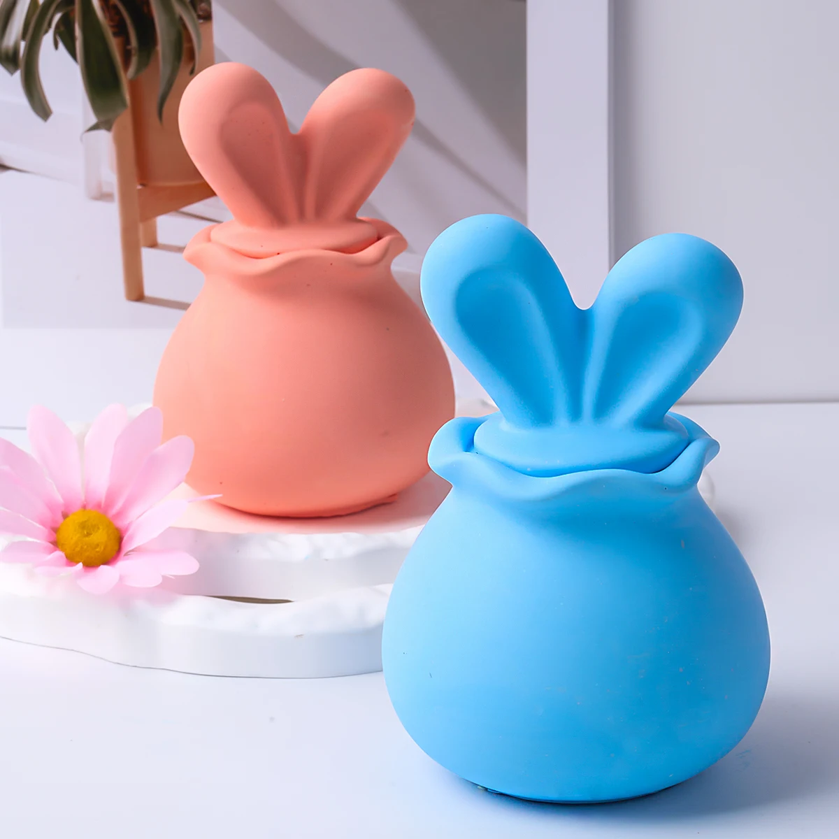 Rabbit Candle Jar Silicone Mold for Gypsum Handmade 3D Bunny Ears Scented Candle Cup with Lid Storage Container Craft Home Decor