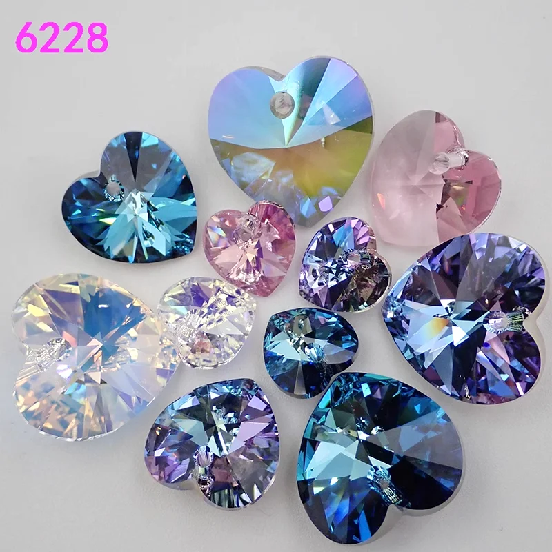 6228 XILION Heart Pendant Charm Original Crystals from Austria Loose Beads Premium Rhinestone for Necklace DIY Jewelry Making