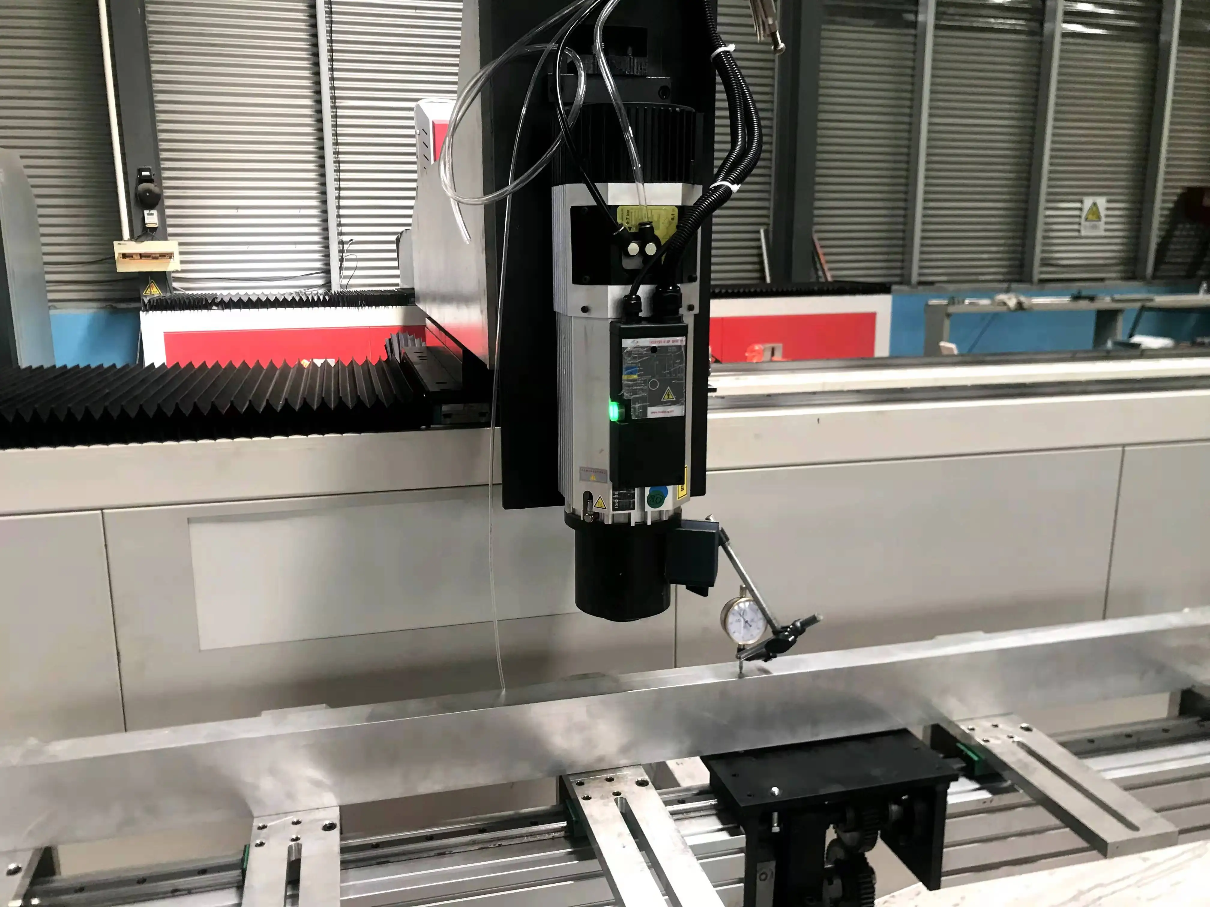 Aluminum Machine Profile Cut Drill  CNC Milling Machine