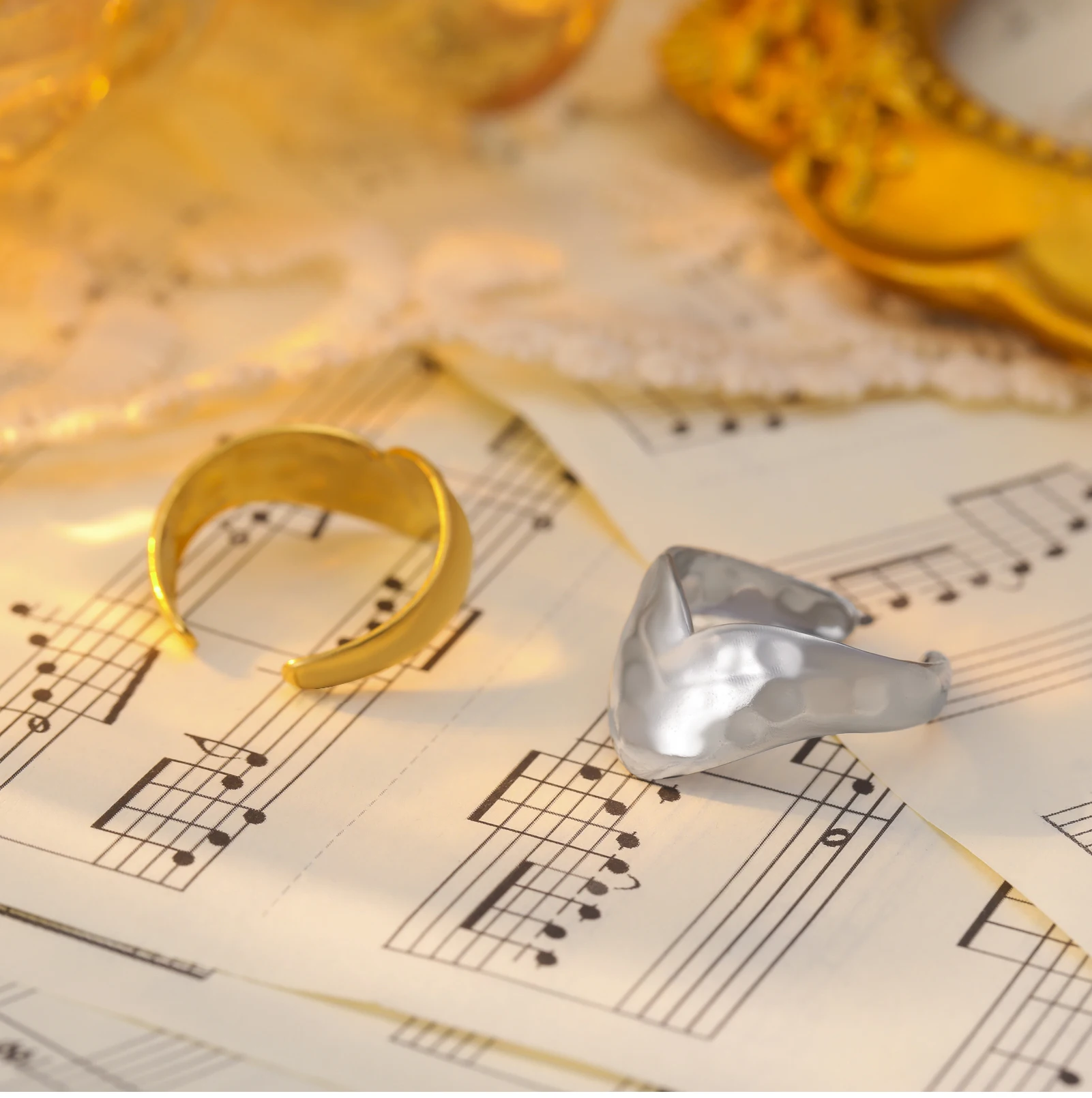 CoolTime Minimalistische Edelstahlringe für Damen, Eleganter Unregelmäßiger Trendiger Offener Ring, Anlaufbeständiger Alltags-Schmuck – Detail 10