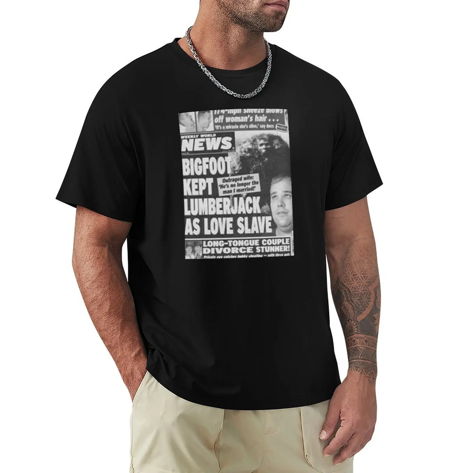 Weekly world enquirer tabloids ufo Bigfoot bazaar news story freaky ness paranormal T-Shirt anime t shirts oversize T-Shirt