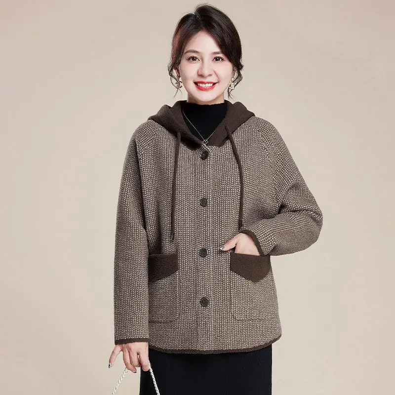 

Женская хлопковая куртка оверсайз с капюшоном для города, осень-зима 2026, повседневная, с комбинированными вставками