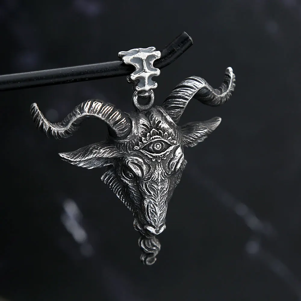 Retro Creative Viking Bull\'s Head Pendant Necklace Men Punk Domineering Stainless Steel Animal Necklace Personality Jewelry Gift