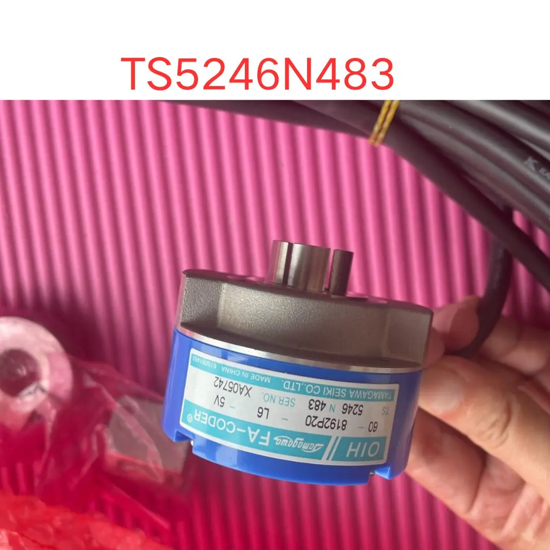 Second-hand test OK TS5246N483  encoder Fast Shipping