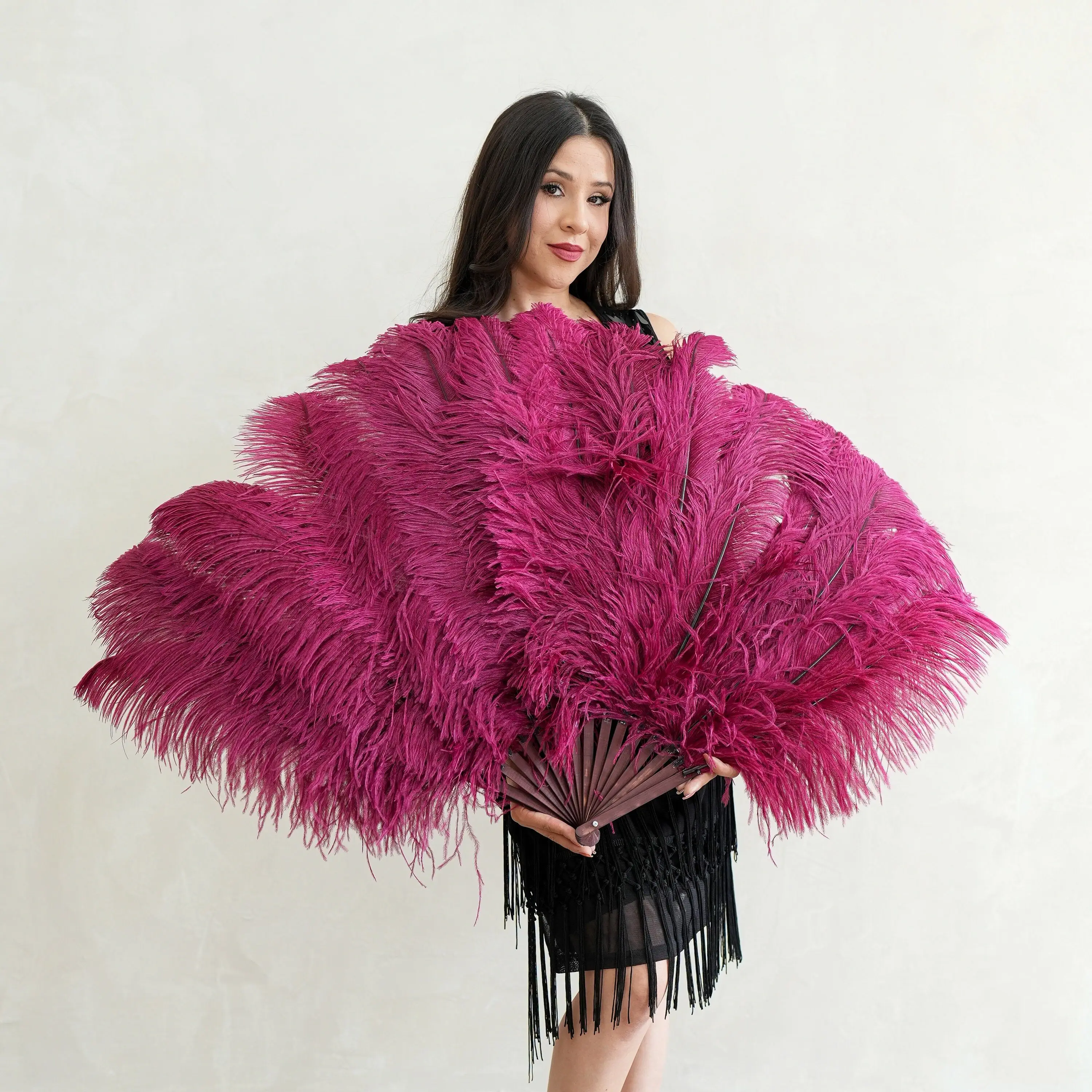 

1/2pcs Natural Ostrich Feather Fan for 13 Bone Big Hand Held Folding Fan 100/130CM Craft Carnival Wedding Stage Dance Decor