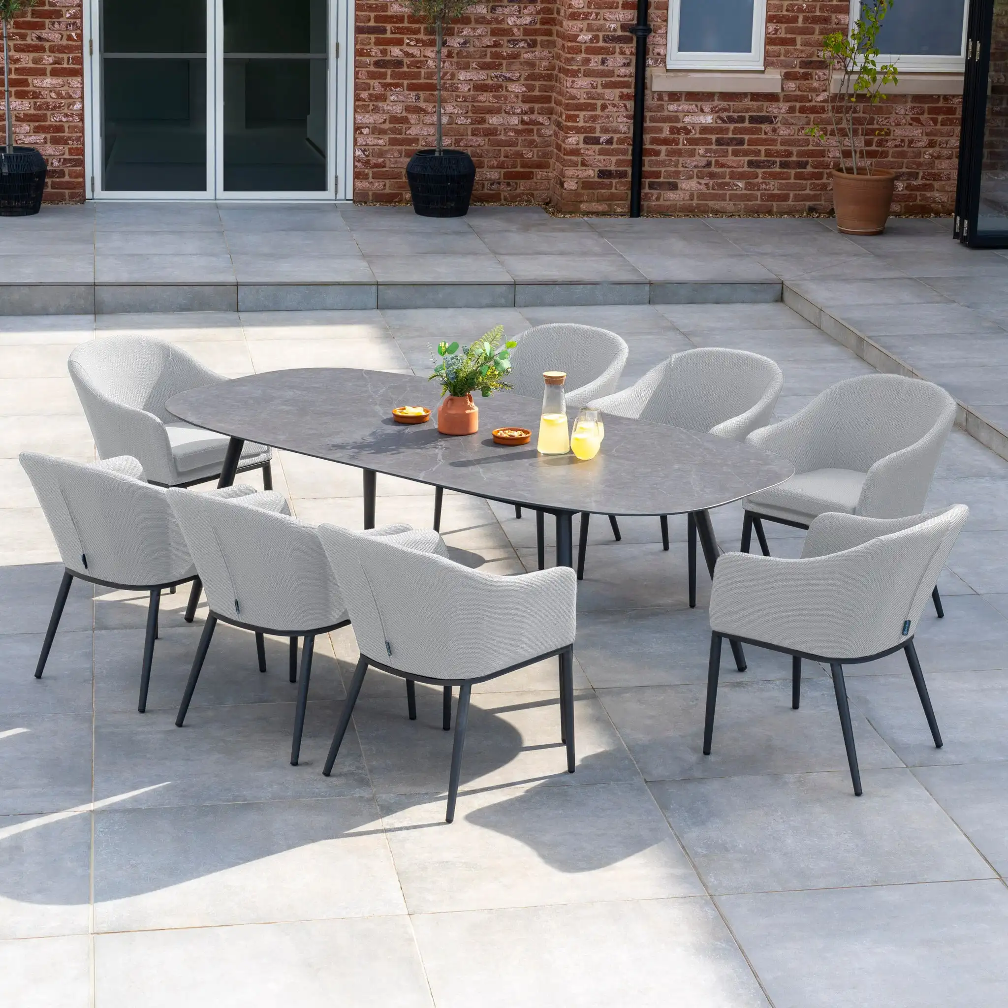 Weather Proof Comfortable Fabric Chair With Table Patio Furniture Outdoor Dining Chair And Table Set Outside Large Armchairs