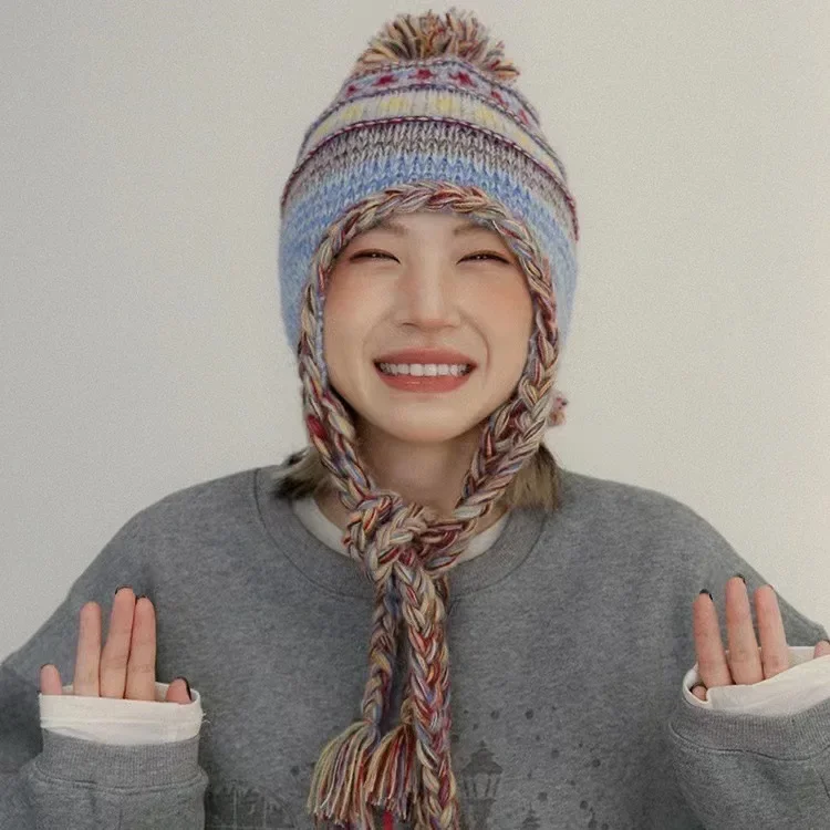 Vintage Knitted Wool Hat Female Ethnic Style Fringed Braids Ear Protection Pullover Hat Warm and Cold Cycling Knitted Bomber Hat