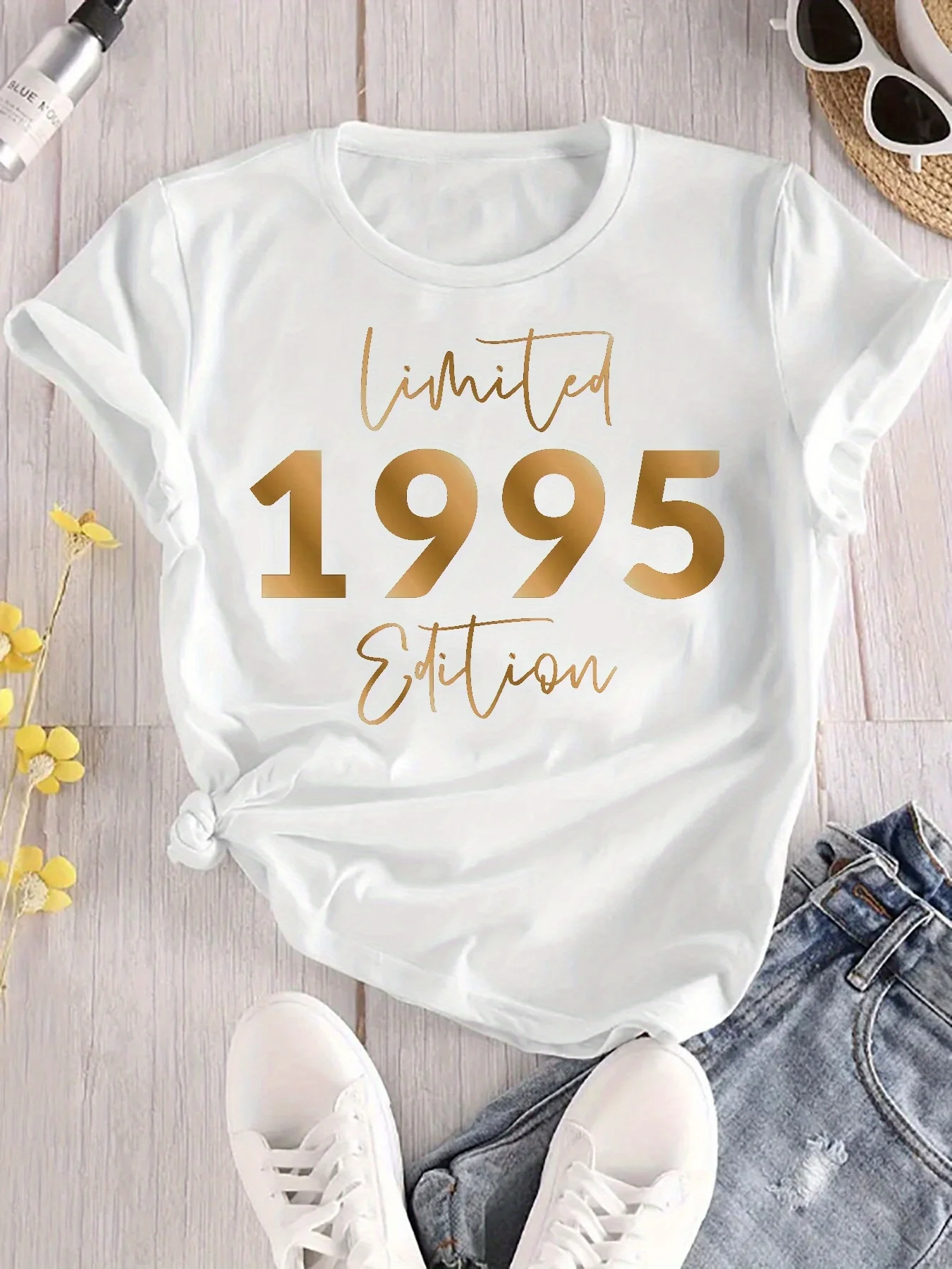 Large size letter printed T-shirt, short sleeved round neck casual top, summer and spring, women's plus size clothing