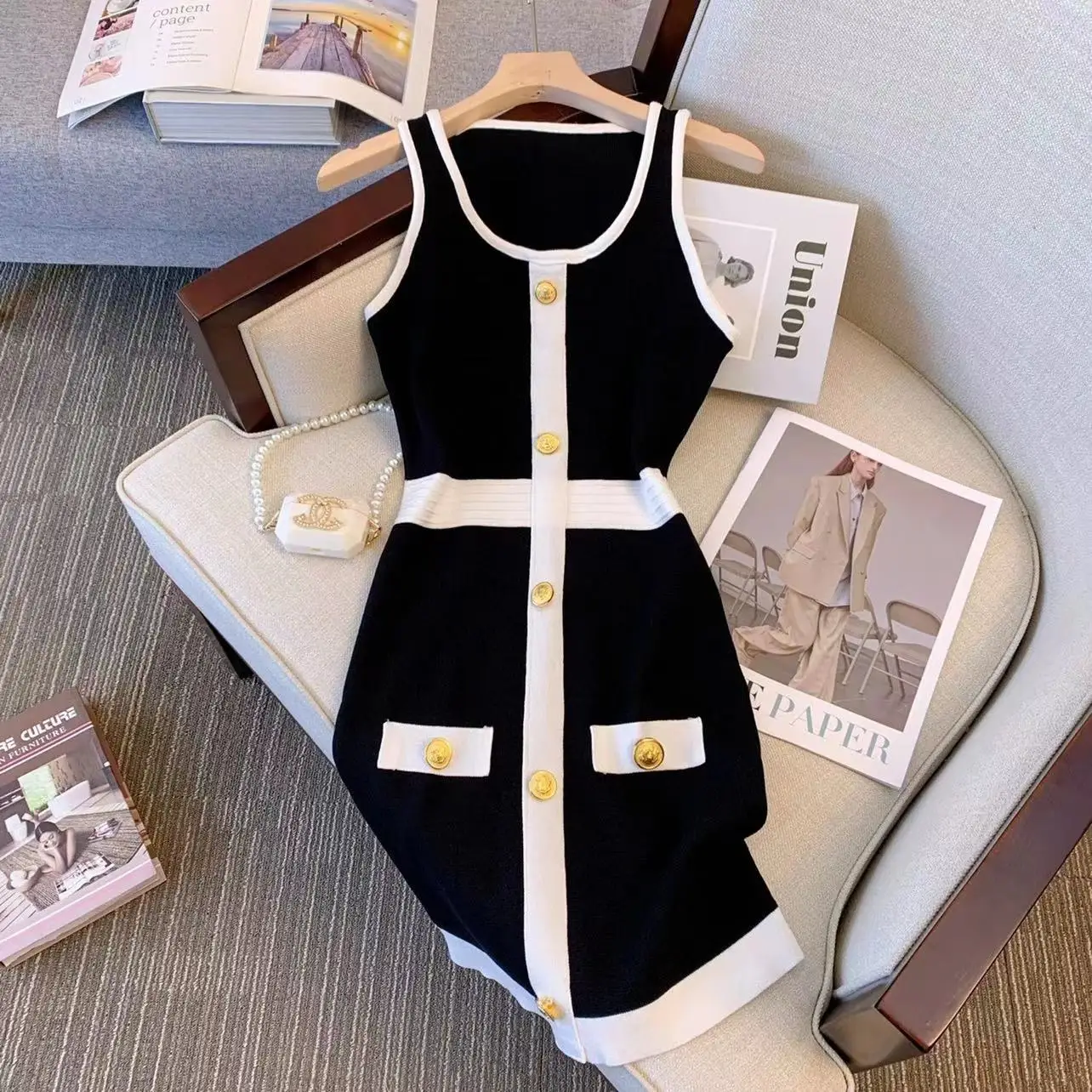 فستان قصير محبوك للنساء صيفي كاجوال معدني بصدر واحد فساتين نحيفة عالية الخصر أنيقة برقبة دائرية بدون أكمام #1