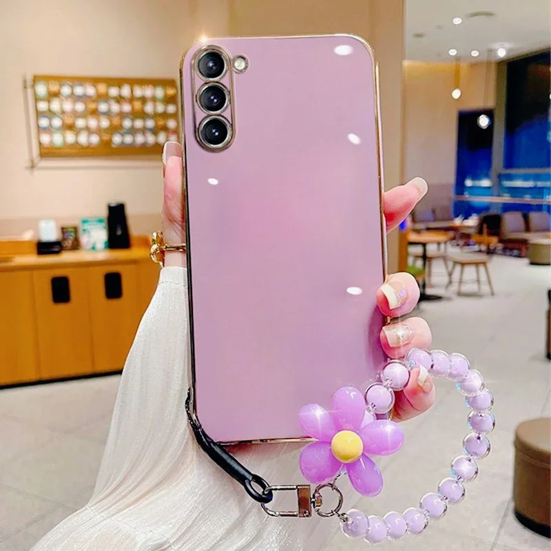 

Luxury Flower Wrist strap Case For Samsung Galaxy S24FE S23 Plus Ultra A15 A25 A35 A55 A14 A24 A34 A54 A13 A23 A33 A53 A73 A52