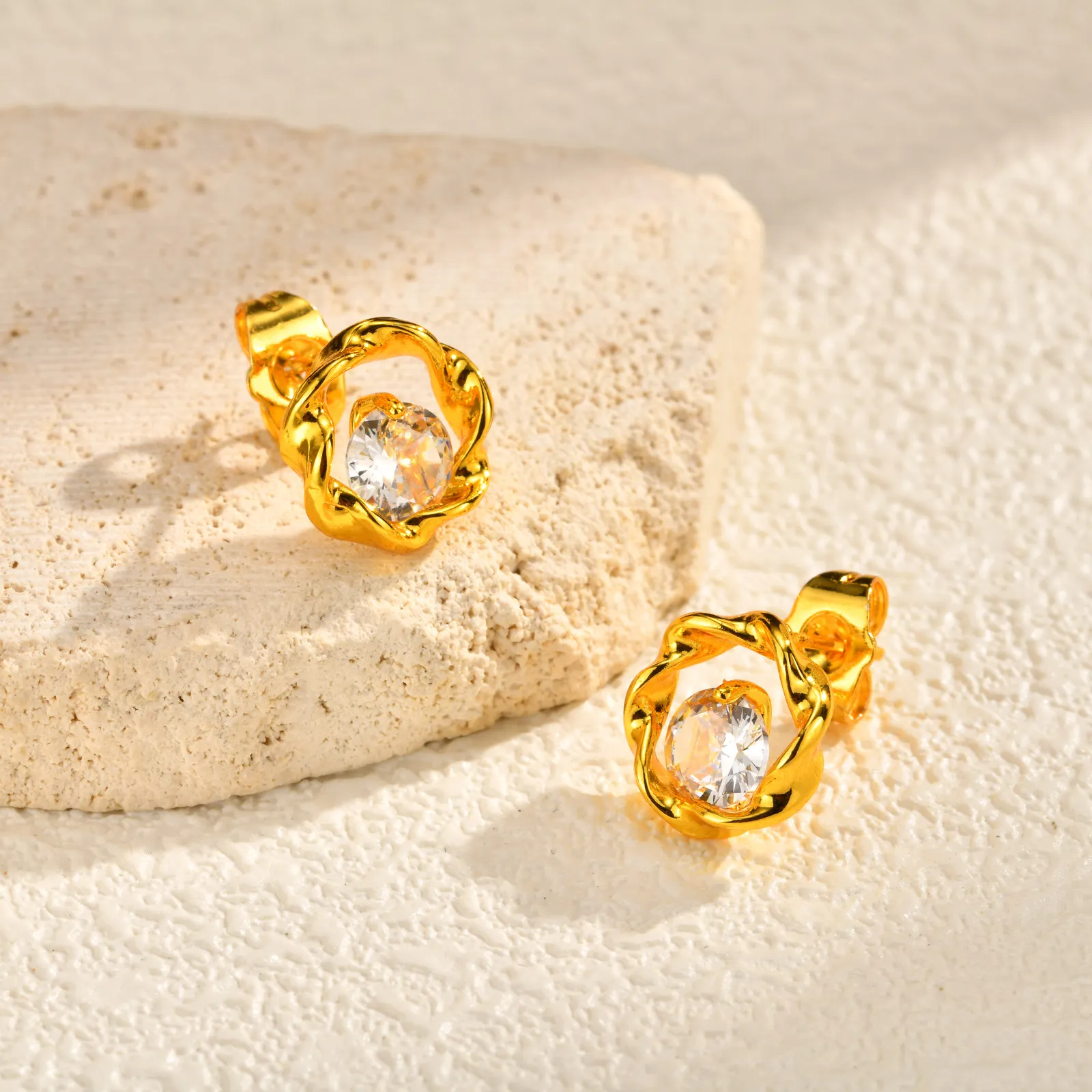 

Vnox Copper Hollow Out Round Zirconia Stud Earrings for Women, Gold Clor Circle Earrings For Women Daily Jewelry Gifts