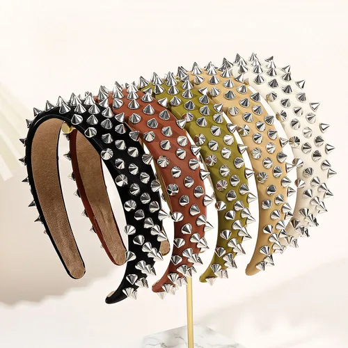 Imagen 1 del producto Diadema de cuero fresca a la moda, remaches de punta, banda tachonada, pinzas para el cabello Retro Punk para fiesta, aro ancho para el cabello de Color sólido de estilo gótico
