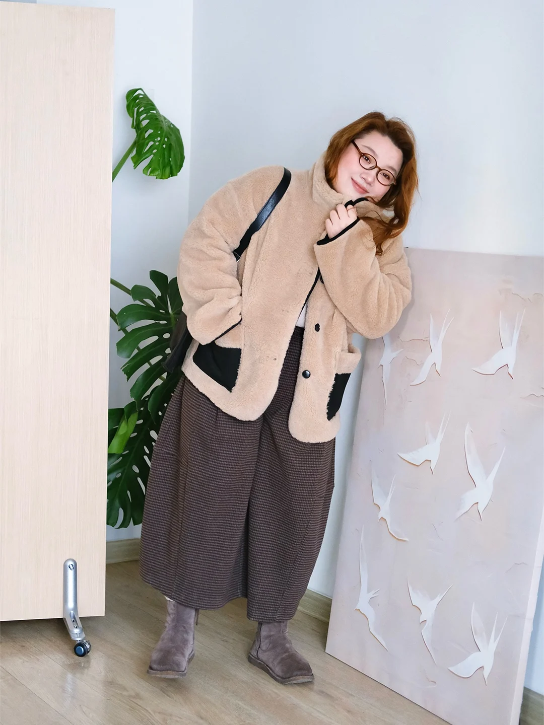 

Zooobaby24 Корейская простая ретро-куртка с воротником-стойкой на молнии из искусственной кожи с меховой подкладкой, женское приталенное пальто