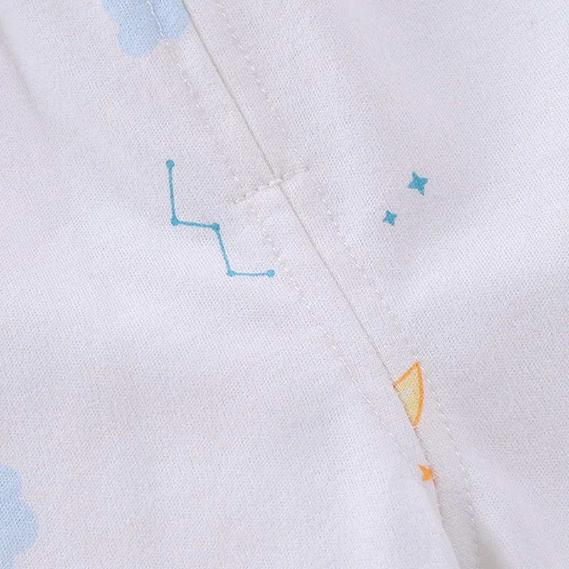 100% Baumwolle Neugeborenen-Baby 2-Teiliges Bekleidungsset Weiches Langarm-Oberteil und Hose Schlafanzug-Set Baby-Unterwäsche-Outfit für 0-6 Monate – Detail 4