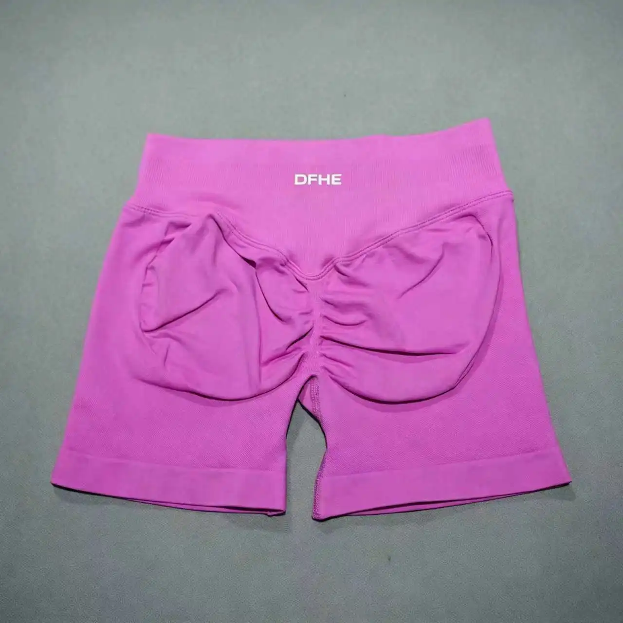 Pantaloncini yoga donna in nylon a vita alta